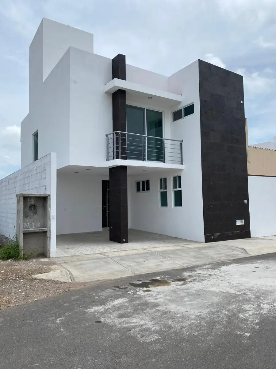 Casa en venta en Granjas Banthi, San Juan del Río — foto 1 de 9