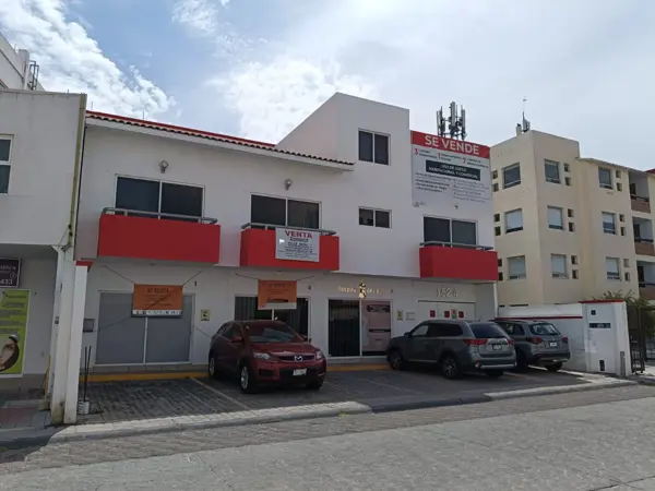 Edificio en venta en Milenio III, Querétaro — foto 2 de 46