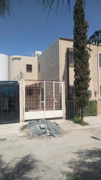 Casa en venta en La Amistad, Torreón — foto 2 de 12