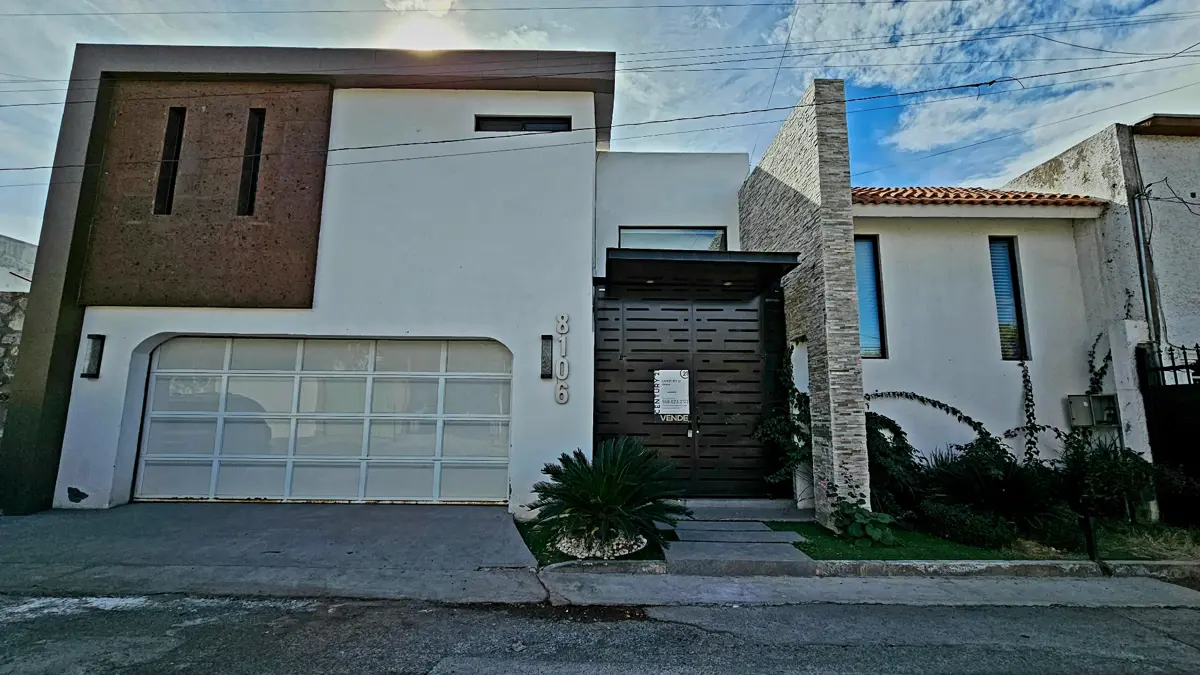 Casa en venta en Campestre Arboleda, Juárez — foto 1 de 26