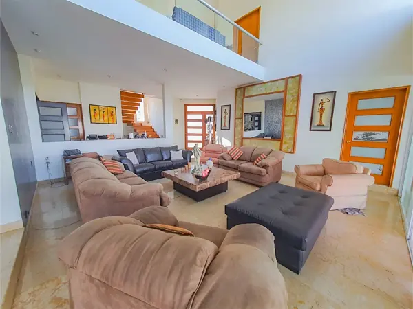 Casa en venta en Sumiya, Jiutepec — foto 3 de 25