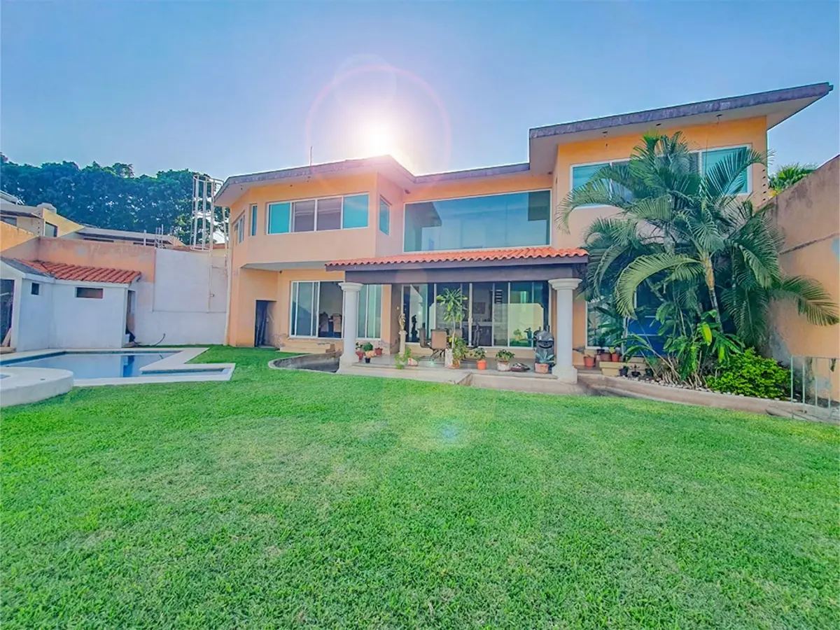 Casa en venta en Sumiya, Jiutepec — foto 1 de 25