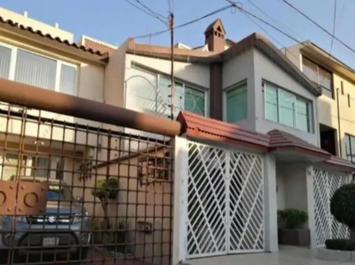 Casa en venta en Magisterial Vista Bella, Tlalnepantla de Baz — foto 1 de 8