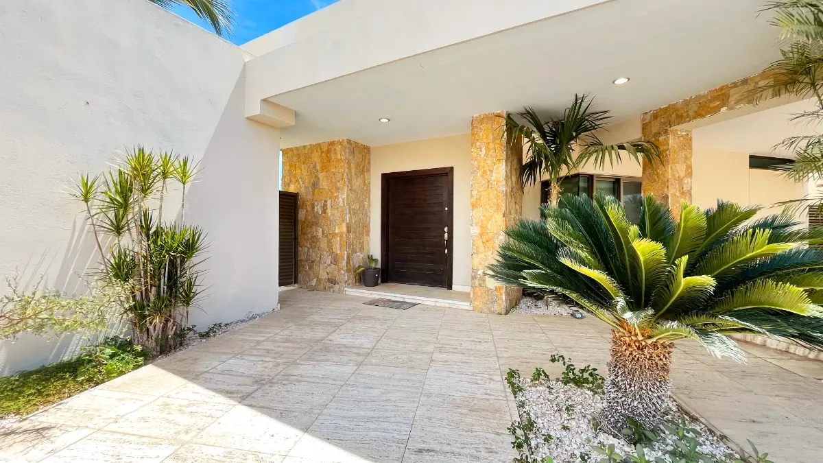 Casa en venta en El Centenario, La Paz — foto 1 de 23