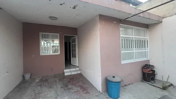 Casa en venta en Arboledas Del Sur, Guadalajara — foto 2 de 16