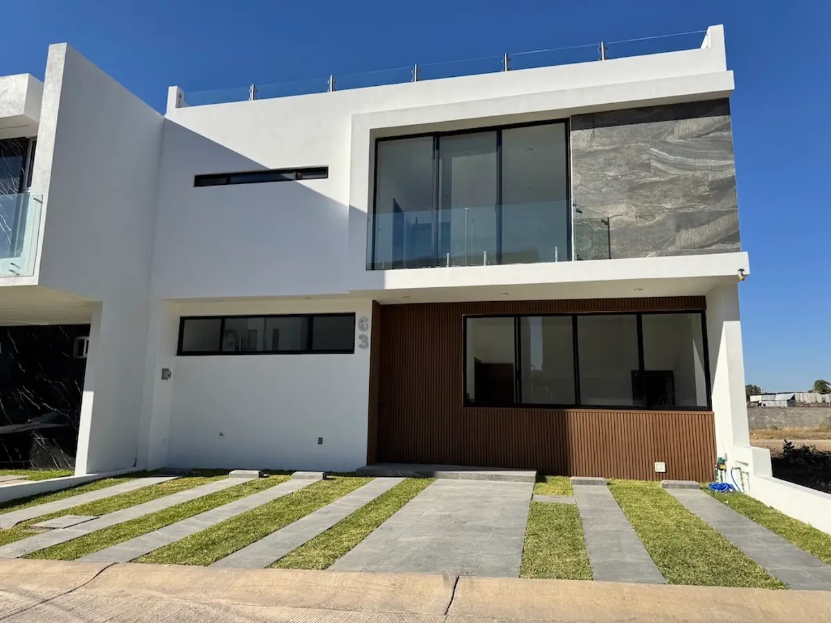 Casa en venta en Valle Imperial, Zapopan — foto 1 de 24