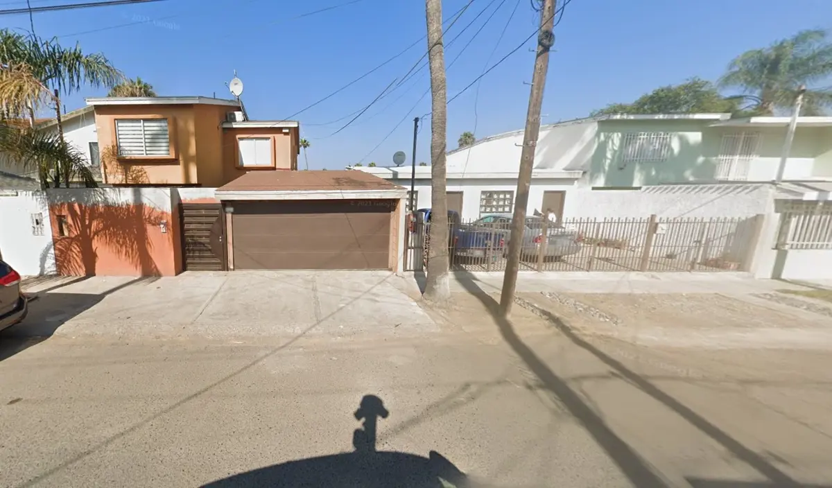 Casa en venta en Playas de Tijuana Sección Jardines, Tijuana — foto 1 de 17