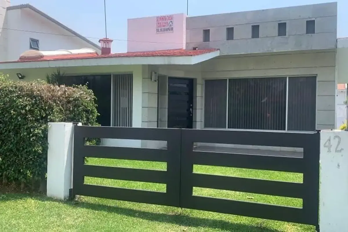 Casa en venta en Lomas de Cocoyoc, Atlatlahucan — foto 1 de 11