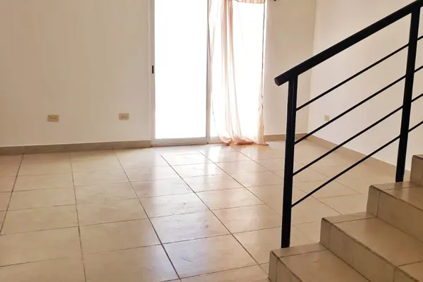 Casa en renta en Portal de las Lomas, Saltillo — foto 2 de 16