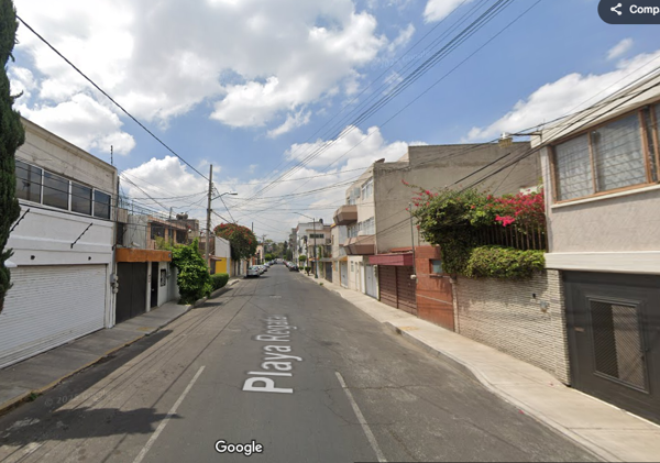 CASA EN VENTA PLAYA REGATAS, MILITAR MARTE