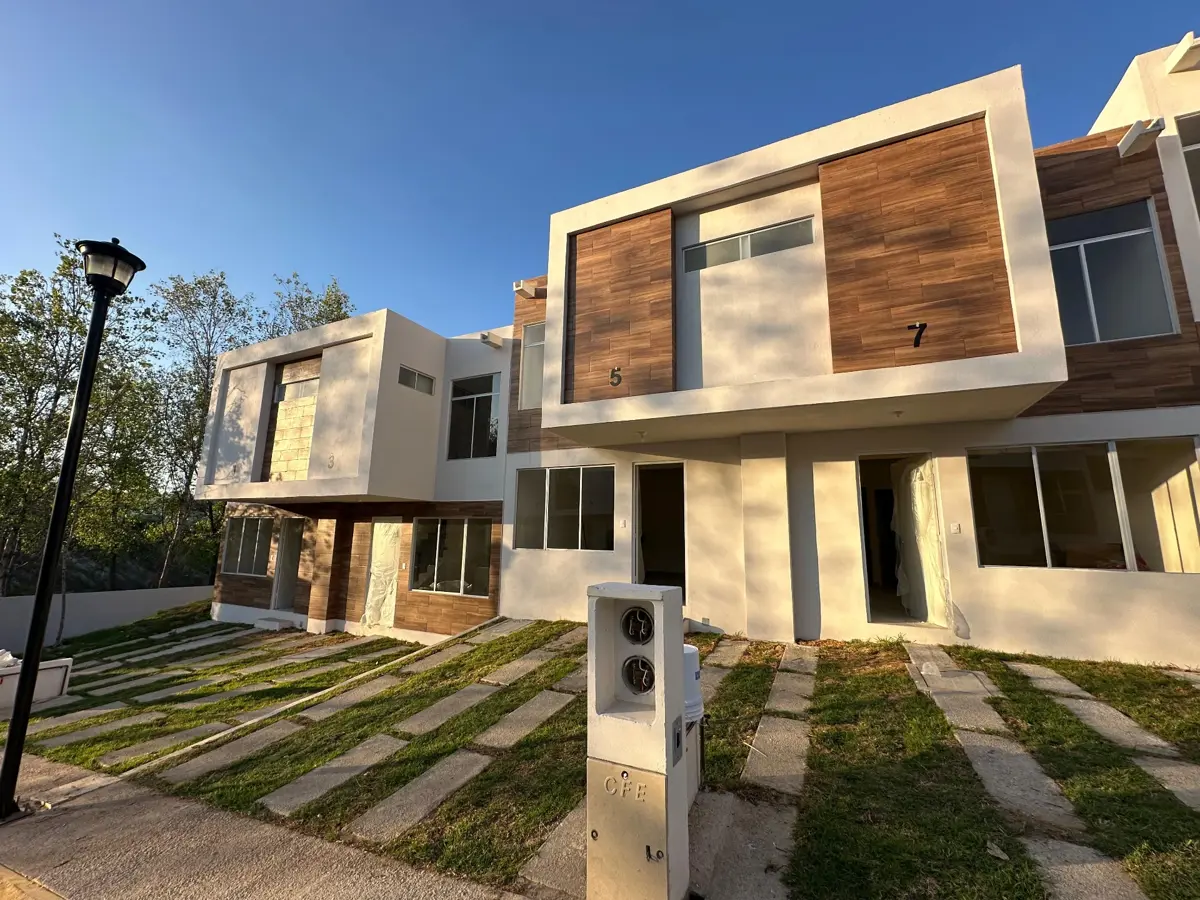 Casa en venta en Colonial del Lago, Nicolás Romero — foto 1 de 7