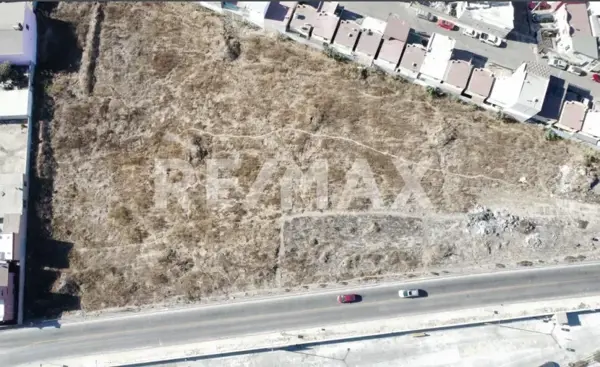 Terreno en venta en Jardines de la Mesa, Tijuana — foto 2 de 3