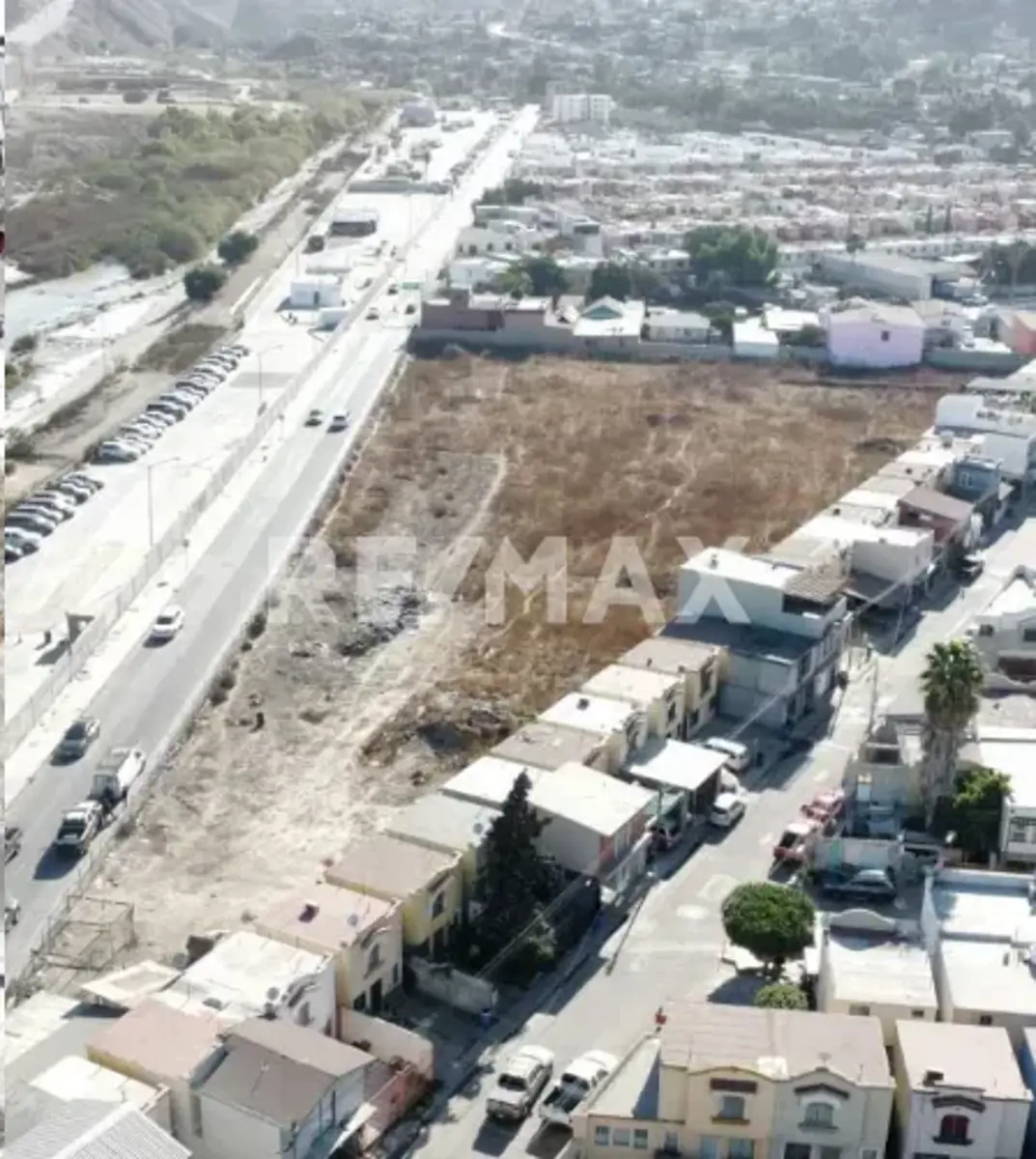 Terreno en venta en Jardines de la Mesa, Tijuana — foto 1 de 3