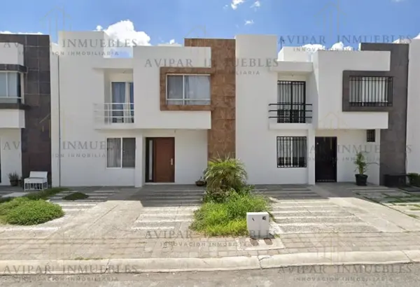CASA EN VENTA EN EL CIMATARIO, QUERETARO