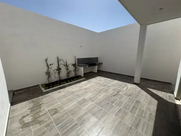 Casa en venta en Villa Fontana, Saltillo — foto 3 de 25