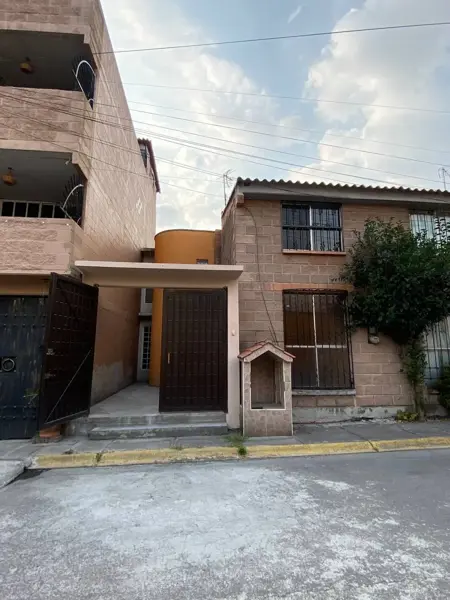 Casa en venta en Hacienda las Palmas I y II, Ixtapaluca — foto 3 de 40