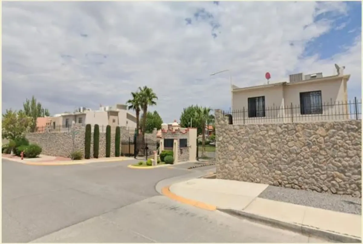 Casa en venta en Real del Sol, Juárez — foto 1 de 8
