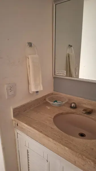 Edificio en venta en Club Deportivo, Acapulco de Juárez — foto 2 de 11