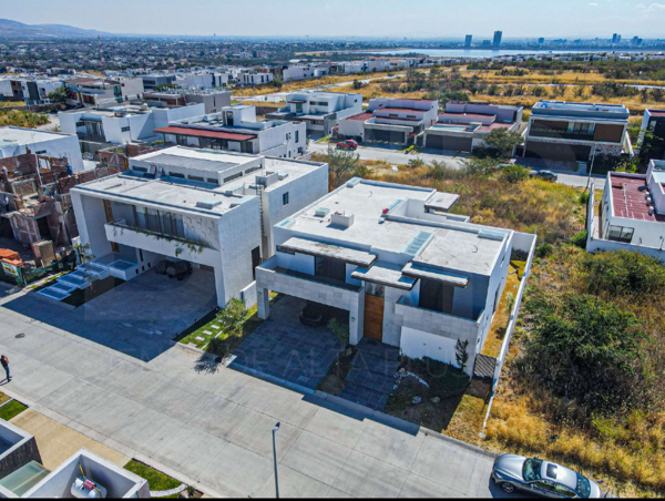 Casa en venta en El Molino Residencial y Golf, León — foto 2 de 12