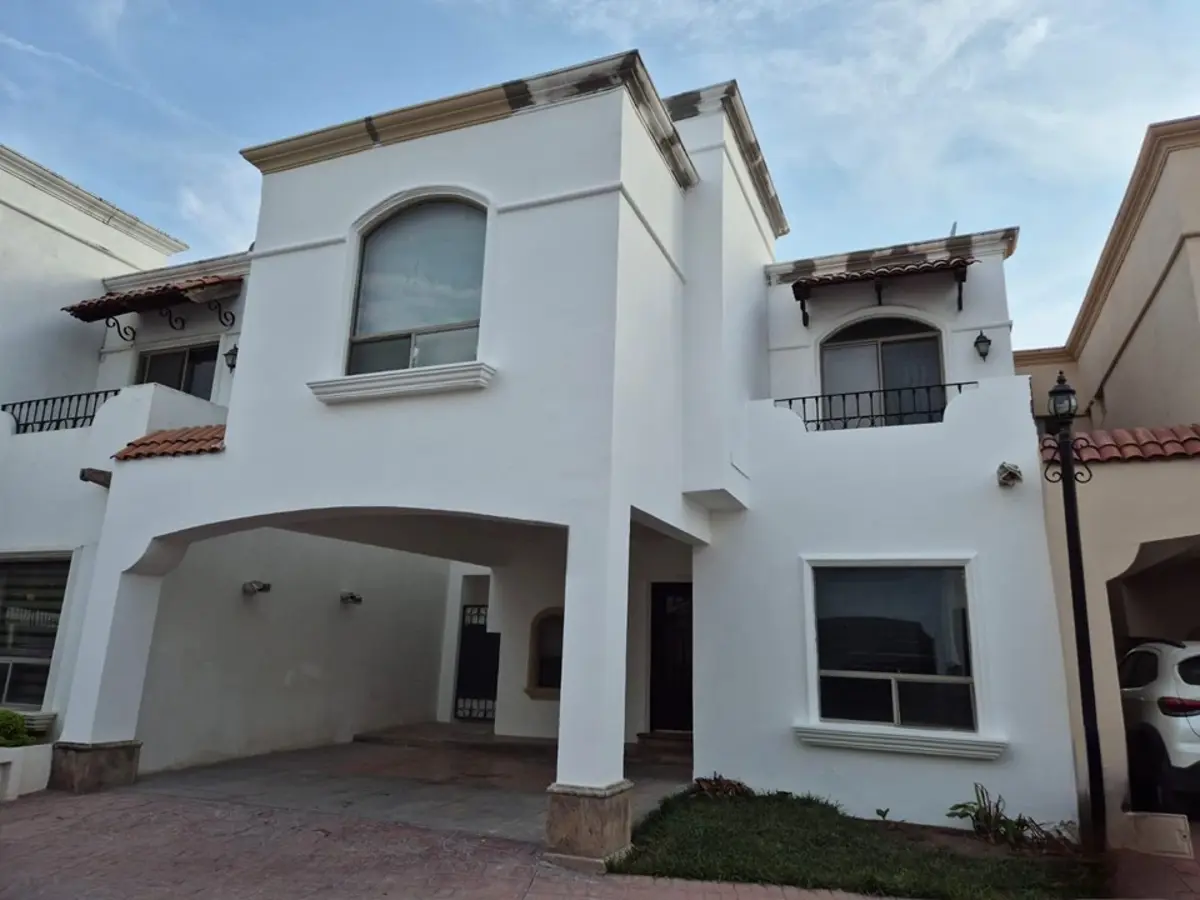 Casa en renta en Residencial San Patricio, Saltillo — foto 1 de 14