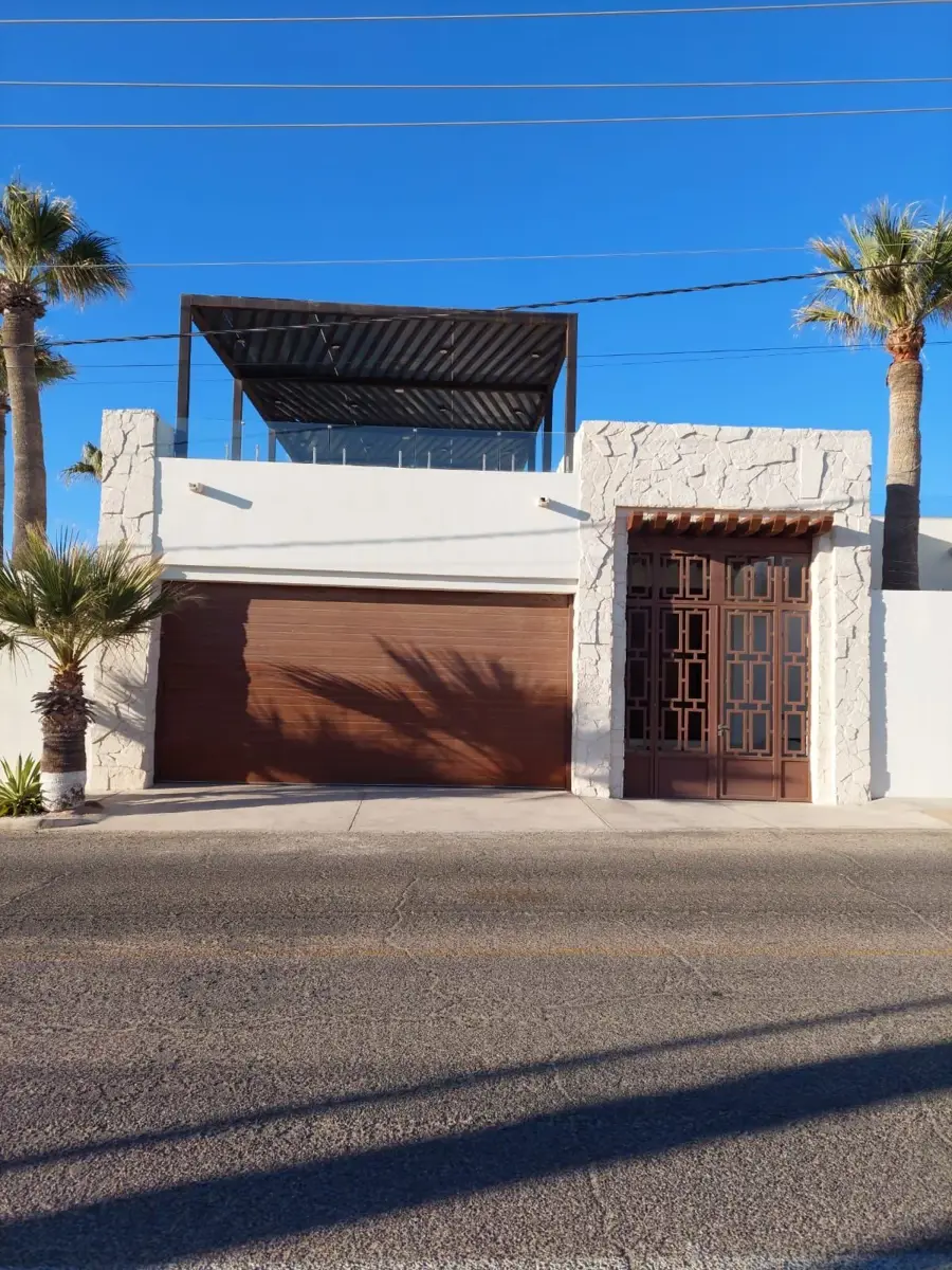 Casa en venta en Bahia de Kino Centro, Hermosillo — foto 1 de 18