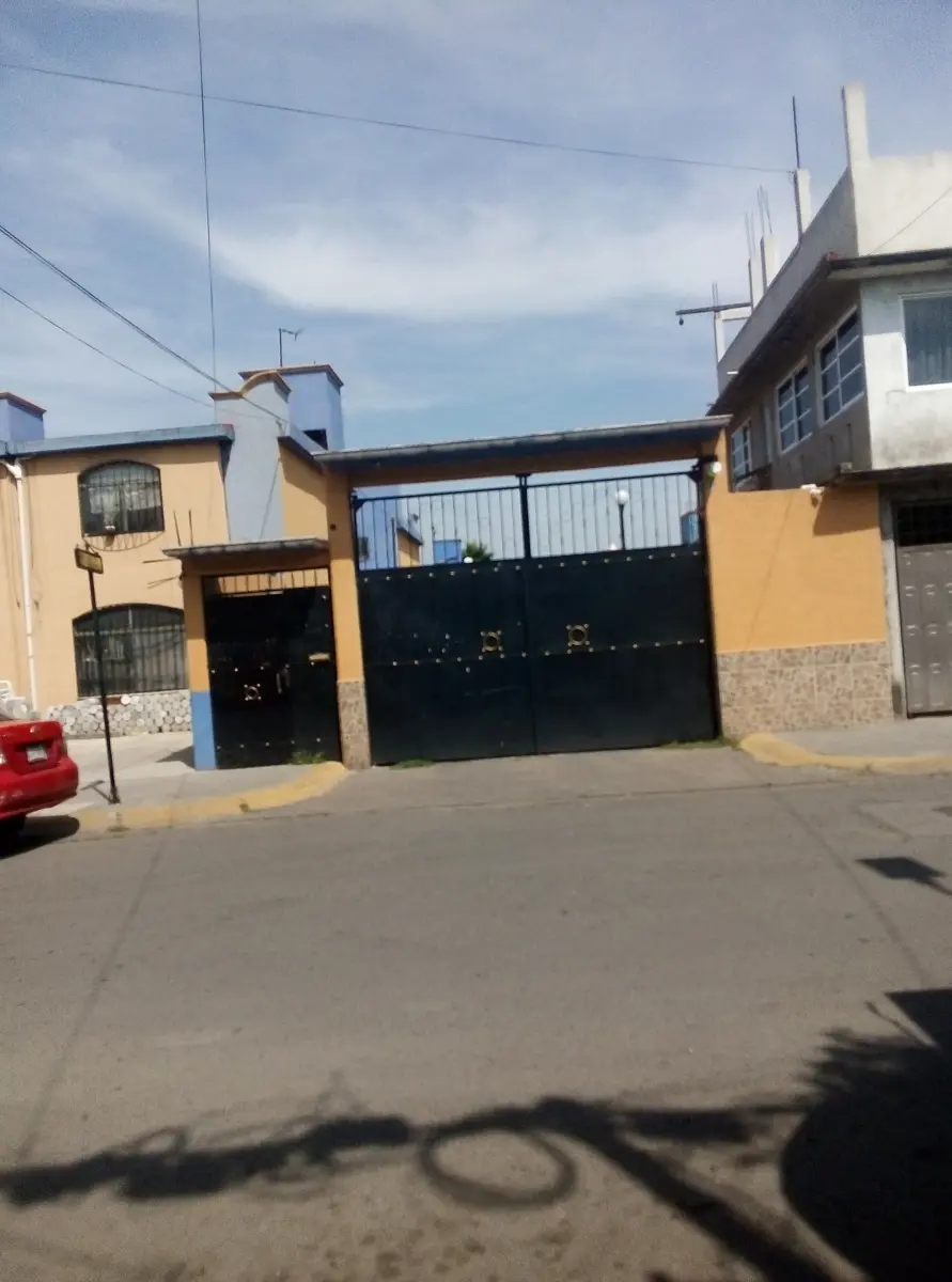 Casa en venta en San Buenaventura, Ixtapaluca — foto 1 de 7