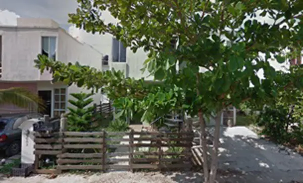 Casa en venta en La Guadalupana, Solidaridad, Quintana Roo Casa en venta en La Guadalupana, Solidaridad, Quintana Roo
