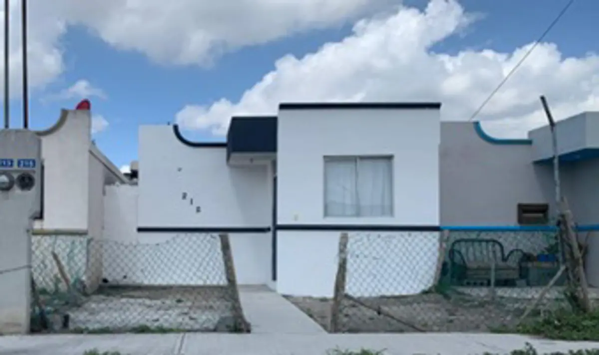 Casa en venta en Alianza Real, El Carmen — foto 1 de 6