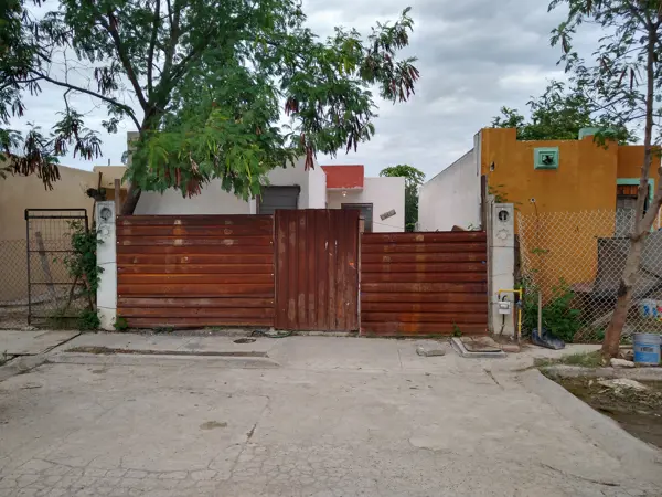 Casa en venta en Toboganes, Nuevo Laredo — foto 2 de 11