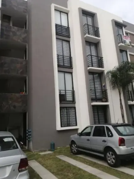 Departamento AMUEBLADO 2do piso