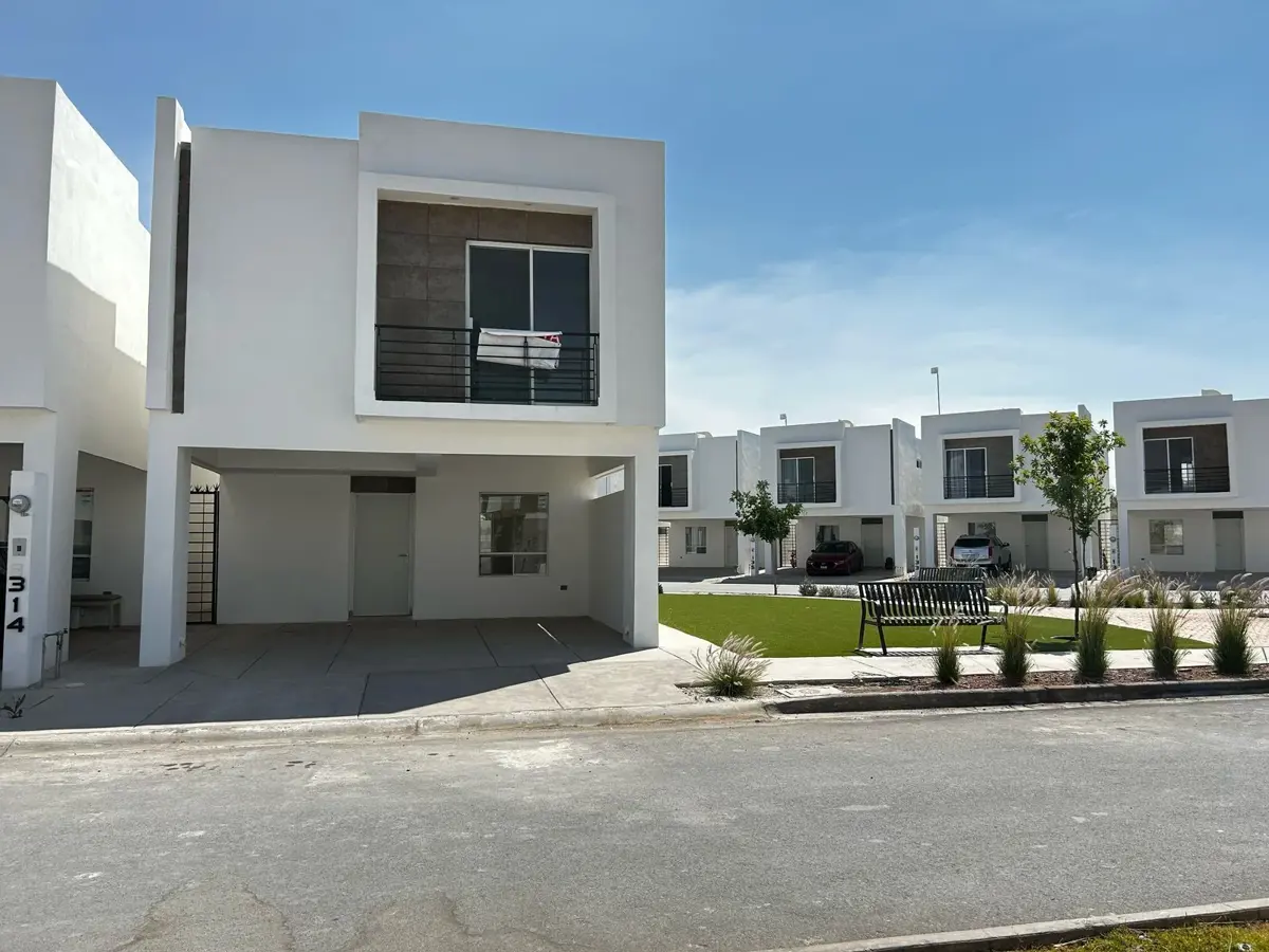 Casa en renta en Paseo Aurea, Torreón — foto 1 de 17