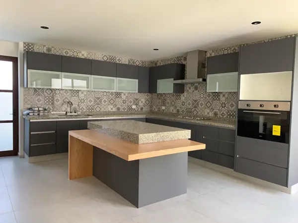 Casa en venta en Condado del Valle, Metepec — foto 2 de 32
