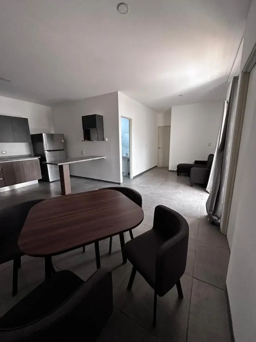 Departamento en renta en Monterrey Centro, Monterrey — foto 1 de 18