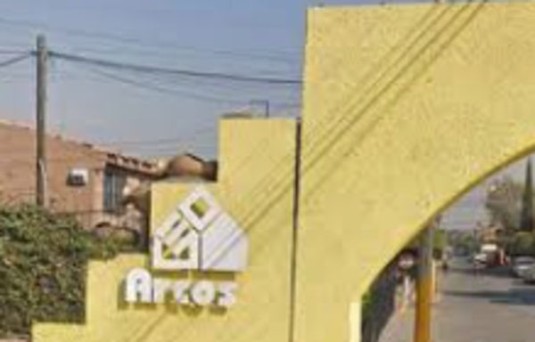 COMPRALE DIRECTO AL BANCO LA CASA DE ENTREGA INM EN LOS ARCOS, EN TULTEPEC EDOMEX
