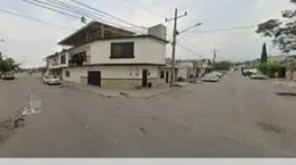 Casa en venta en La Alianza Trazo de A (P-28), Monterrey — foto 2 de 2