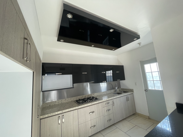 Casa en venta en Valle de los Almendros, Torreón — foto 2 de 20
