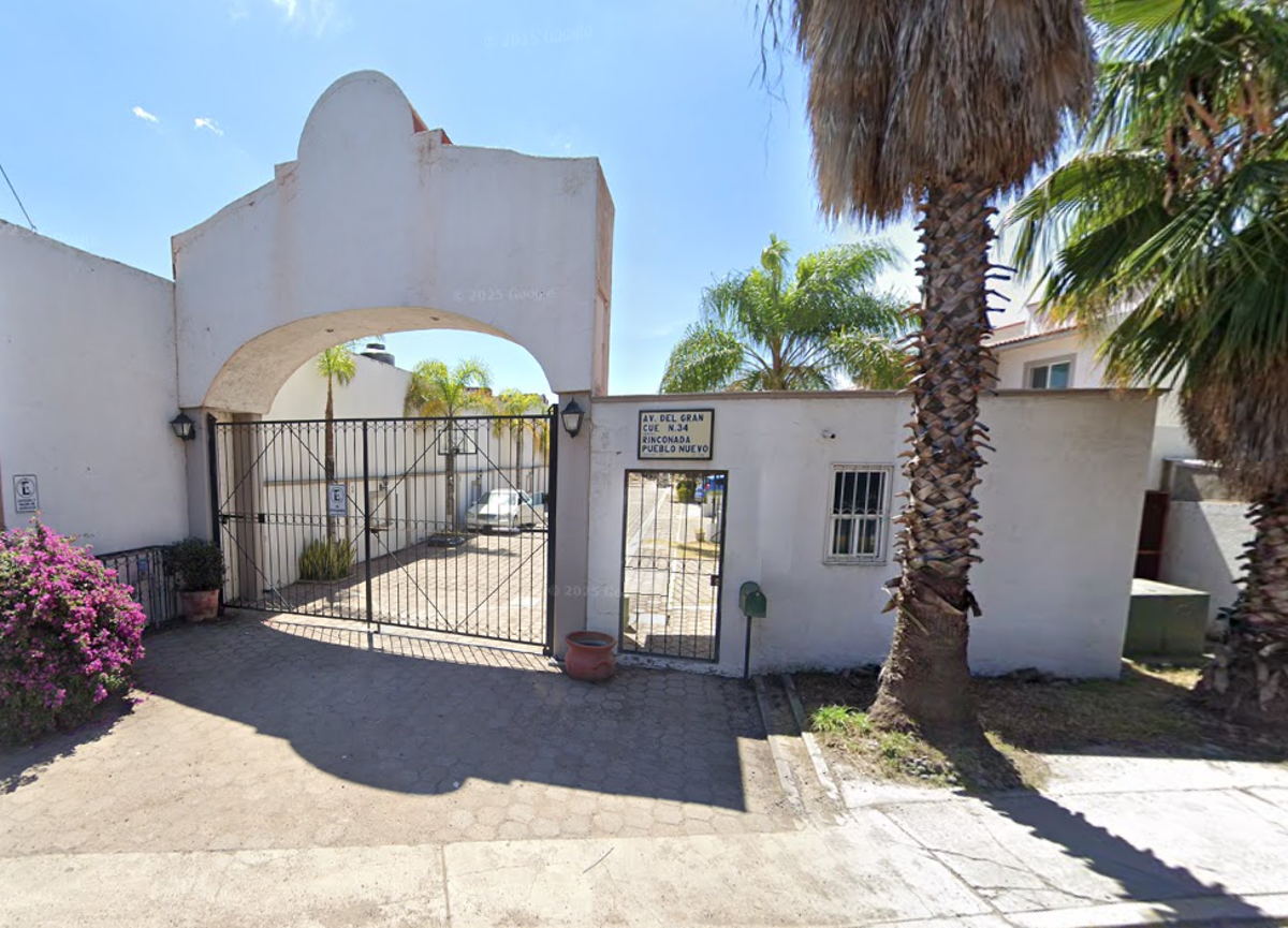 Casa en venta en Pueblo Nuevo, Corregidora — foto 1 de 2