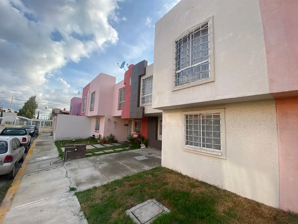 Casa en venta en San Fernando, Mineral de la Reforma — foto 1 de 19
