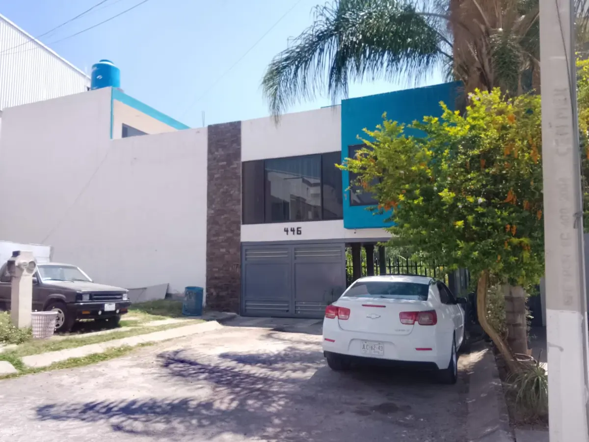 Casa en venta en Las Huertas, Guadalajara — foto 1 de 12