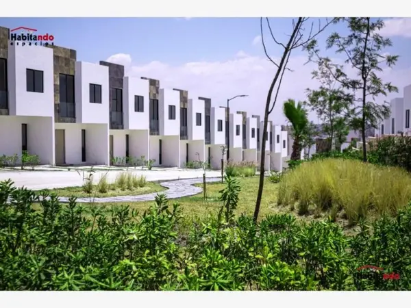 Casa en venta en Lomas de Angelópolis, Ocoyucan — foto 2 de 11