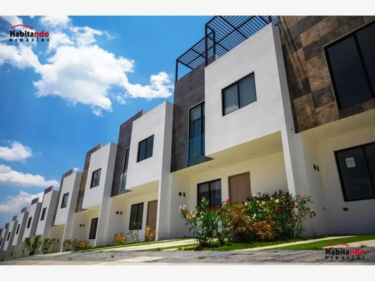 Casa en venta en Lomas de Angelópolis, Ocoyucan — foto 1 de 11