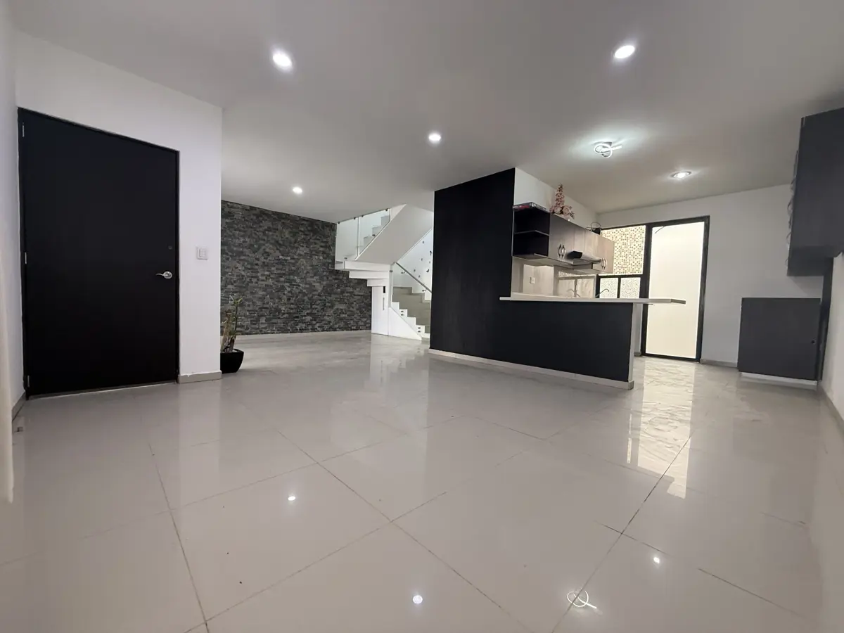 Casa en venta en Paseos de la Concepción, Pachuca de Soto — foto 1 de 26