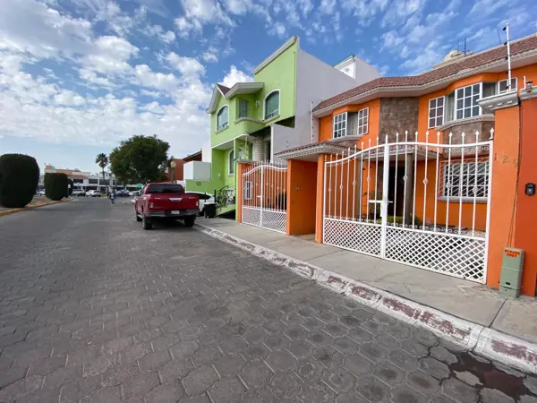 Casa en venta en Arboledas de San Javier, Pachuca de Soto — foto 3 de 30
