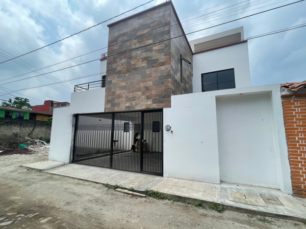 Casa en venta en Coatepec Centro, Coatepec — foto 2 de 14