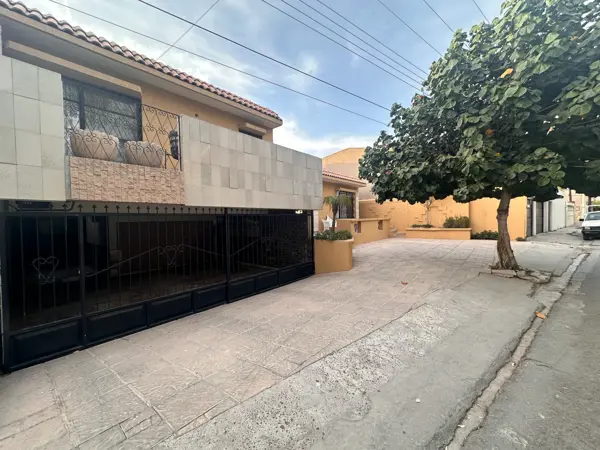Casa en venta en Nueva los Angeles, Torreón — foto 3 de 38