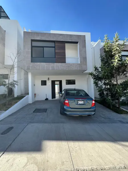 ¡Oportunidad Única ! Venta de Casa en privada con amenidades exclusivas