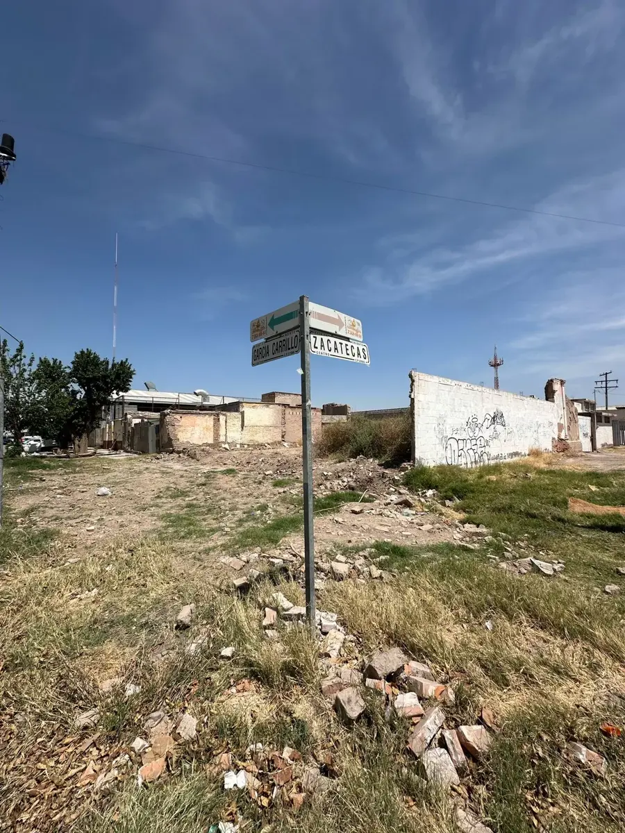 0779 TERRENO AV ZACATECAS