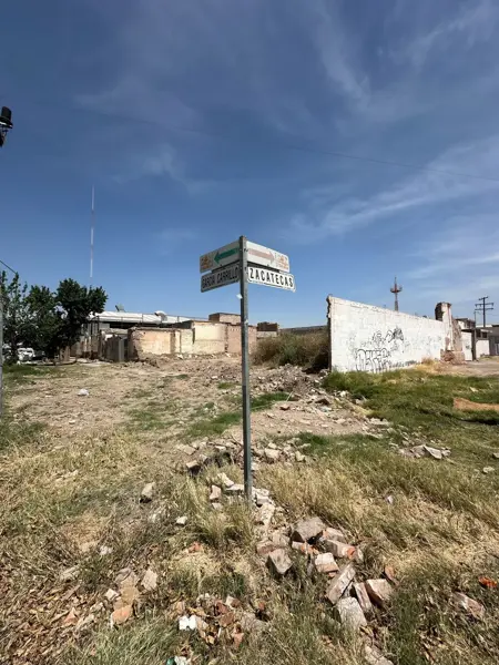 0779 TERRENO  AV ZACATECAS