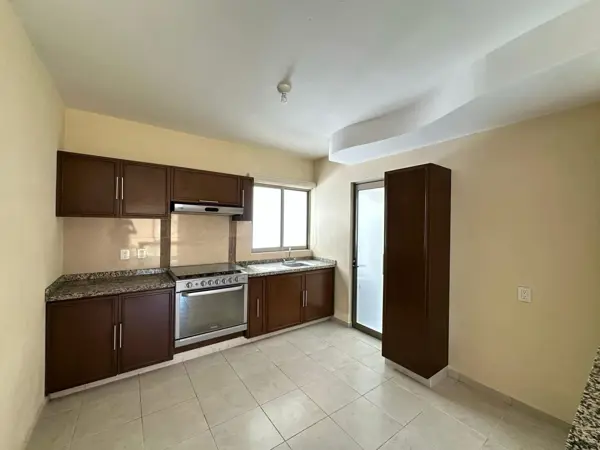 Casa en renta en Lomas de la Rioja, Alvarado — foto 2 de 8