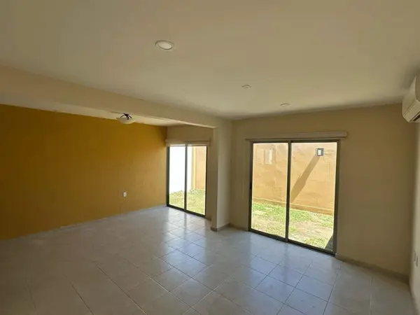 Casa en renta en Lomas de la Rioja, Alvarado — foto 3 de 8